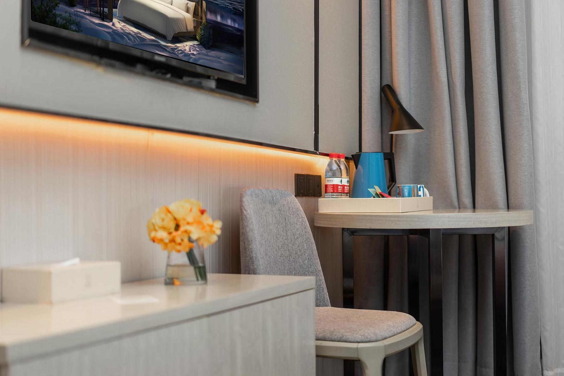Echarm International Hotel Canton Tower Pazhou Convention And Exhibition Center Lujiang Subway Metro Branch - Free Shuttle Bus To Canton Fair Complex During Canton Fair Period Exterior foto