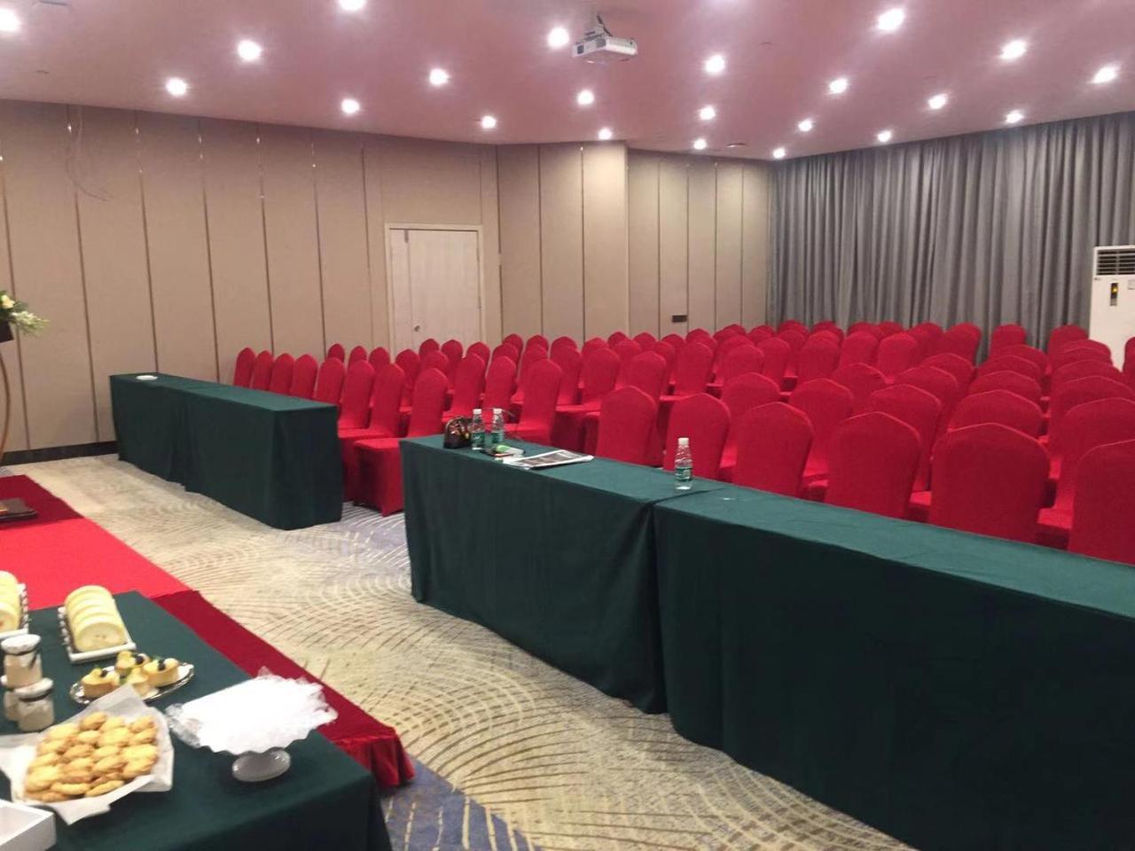 Echarm International Hotel Canton Tower Pazhou Convention And Exhibition Center Lujiang Subway Metro Branch - Free Shuttle Bus To Canton Fair Complex During Canton Fair Period Exterior foto
